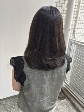 ラルジュ(large) 【Large都筑】暗めグレージュ.レイヤーカット