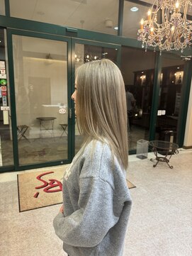 グランド ビューティー ビーズ 緑店(Grand Beauty B's) ブロンドベージュカラー