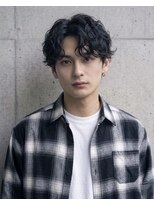ウト(Uto)&nbsp;センターシャドウパーマ