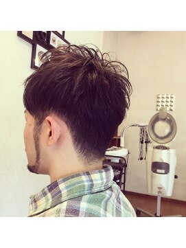 ヘアープロデュースランプス メンズ 夏 人気 ツーブロックスタイル