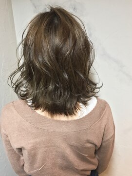 ヘアスタジオニコ(hair studio nico...) シルバーアッシュ