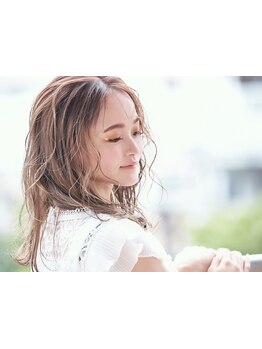 表情を変える。顔周りの重要なカット…繊細なカット技術で細かなニュアンスも◎小顔に魅せるスタイル…♪