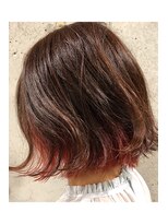 ヘアーアンドメイク ファット(Hair&Make PHAT) インナーカラーコーラルピンクナチュラルボブ20代30代40代