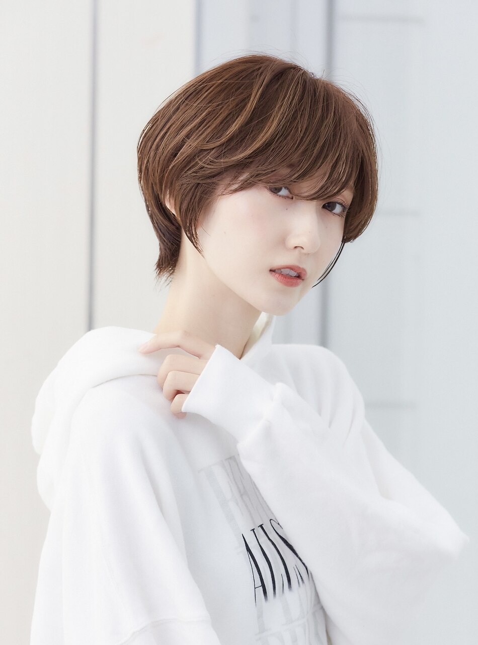 横顔美人☆顔周りレイヤー☆斜めバング☆大人ガーリー☆ブラウン