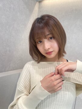 エジョン 八幡山店(Aejon) シルキーベージュ斜めバングチョコレートデザインカラー