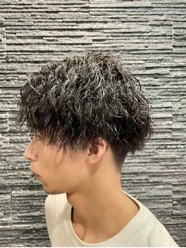 プレミアムバーバー 赤坂店(PREMIUM BARBER produce by HIRO GINZA) ツイストスパイラルパーマ【ヒロ銀座】赤坂/バーバー/パーマ