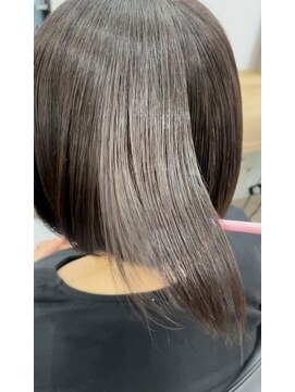 ミルバイアンフィニー(MIL by INFINI) ネオメテオストレートでうる艶髪