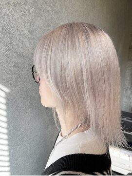 ホワイトブロンド/ホワイトラベンダー/熊本/上通