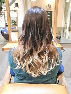 シャペウ駒込 コテ巻き×グラデーションカラー