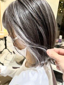 アルジャーノン コックス(ALGERNON COX) ハイライトホワイトグレージュ