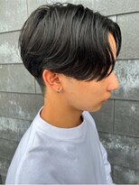 ヒュイル バイ ニアウ(Hwyl by Niau) メンズマッシュセンターパートスパイラルパーマニュアンスパーマ