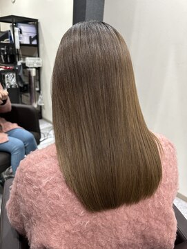ピノ(pino.) 髪質改善ストレートで揺れてもまとまるツヤ髪