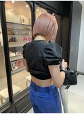 ハイトーンボブ　ピンクベージュ