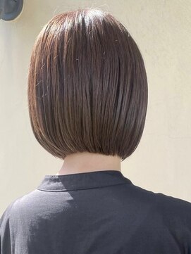 穀雨(Kokuu) 大人シアーベージュミニウルフボブミディアムレイヤー