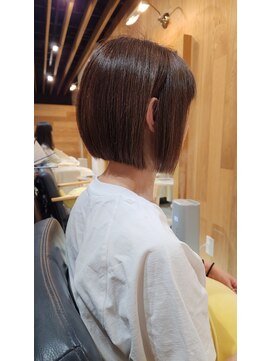 キレイコムデュース(Deuce) ミニボブ