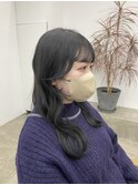 10代/20代/顔まわりレイヤー/ブルーブラック/ツヤ髪スタイル