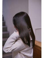 ネイヴィル(navile)&nbsp;ほんのりオリーブグレージュ