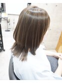 ハイライト/ミルクティベージュ/ミディアムウルフ