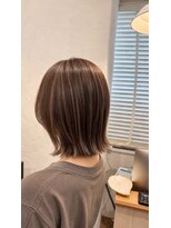 ジプソ 池袋西口(Gypso)&nbsp;赤みをハイライトでやわらげ透明感のある美髪へ