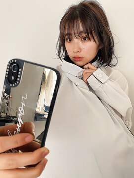 フィルムス 新宿(FILMS) 斜めバング/グレージュカラー/デザインカラー/シルキーベージュ