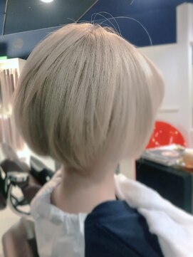 ビーフレーバー(B,FLAVOR) ショートボブ