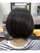 ヘアーメイク クーラ 行橋店(Hair make CURA) 大人かわいい30代40代50代丸みショート