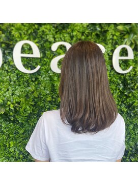 ヘアーアンドメイク ピース(HAIR&MAKE peace) ミディアム×ベージュカラー