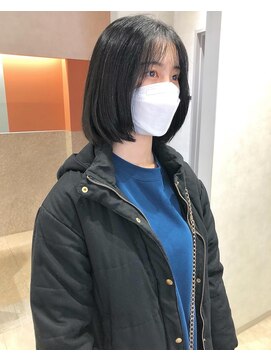 アトリエ(Atelier) まとまりあるボブに×ブルーブラック