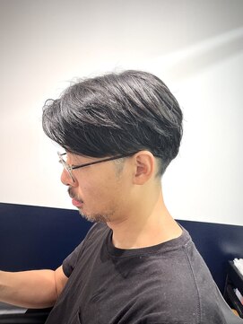リバティシェアバーバー 銀座(LIBERTY SHARE BARBER) ナチュラルセンターパート/ナチュラルショート