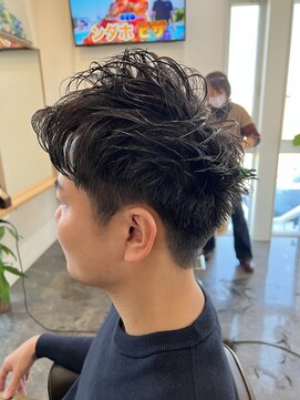 ア ドリームアップスタジオ レストアール(A DREAM UP STUDIO restR) メンズパーマ