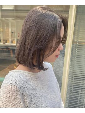 リル(LiLu) 大人可愛いボブスタイル☆ベージュカラー