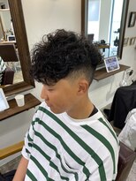 メゾンフォーメン 心斎橋店(Maison for men)&nbsp;スペインカール　テーパーフェード　プードルパーマ