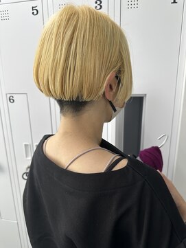 イロウ 山口どうもん店(IROW) 刈り上げボブ　ブリーチ　イエロー　髪質改善【山口】