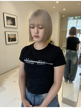 ハイブ 金沢(Hive) ミルクティーベージュ 顎ラインボブ