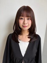 ルオラ(Luora) レイヤーカット×ナチュラルブラウン