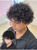 無造作くるくるパーマ