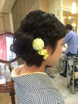 オブヘアー 鷺沼店(Of HAIR) 下でまとめたやわらかアップ S