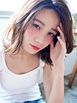 ハグ 横浜(HUG)&nbsp;やっぱり人気♪大人かわいいバレイヤージュロブ♪【OCEANS横浜】