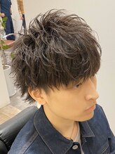 ニュアンスだけ変えたいなら、かけてる感のないシークレットパーマ〈ショート以上〉