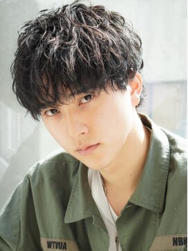 アルファ 新宿(alpha) サーフカール/ 刈り上げセンターパート/ブルーブラック[新宿駅]