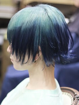 キミ(kimi) 【kimi自由が丘】ミントカラー × ブルーブラック