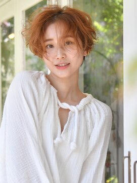ロアー ヘアー ワメン(RAWR hair WaMen) 【RAWR】ショート_ニュアンスパーマ_センターパート