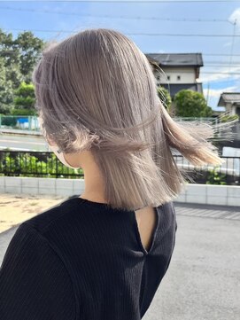 ビューティー サロン ウララ(Beauty Salon URARA) medium×bleach×white greige