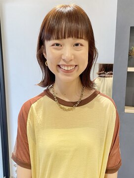 ラミエバイメルト 下北沢(lamie by melt) 外ハネくびれボブぷつっと前髪オレンジブラウン暖色ベージュ