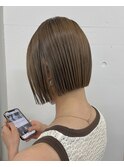 ミニボブとくすみベージュ シオガマ