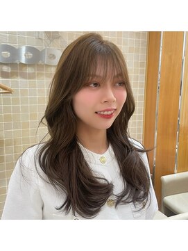 ピークアブー 銀座並木通り(PEEK-A-BOO) 透明感溢れるナチュラルレイヤー