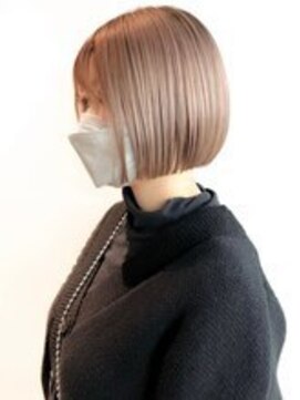 ジルブラン 横浜関内(JIL BLAN) 丸みショートボブュカラーグレイカラー白髪ぼかしハイライト