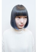 アッシュグレイ×インナーカラーボブ　ネイビーカラー
