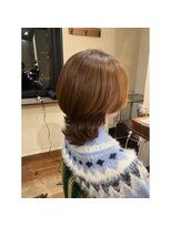 エルサフィロ キタハマ(el zafiro kitahama)&nbsp;20×30×40代×ショートウルフ×ショートスタイル×外ハネ