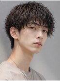 スパイラルパーマ ツーブロックマッシュ 爽やかメンズカット
